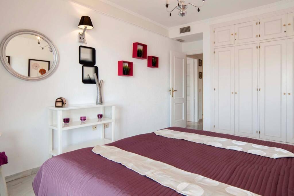 Fuengirola , Beach, Centre ,Balcony With Seaview, For 4 Persons Bagian luar foto