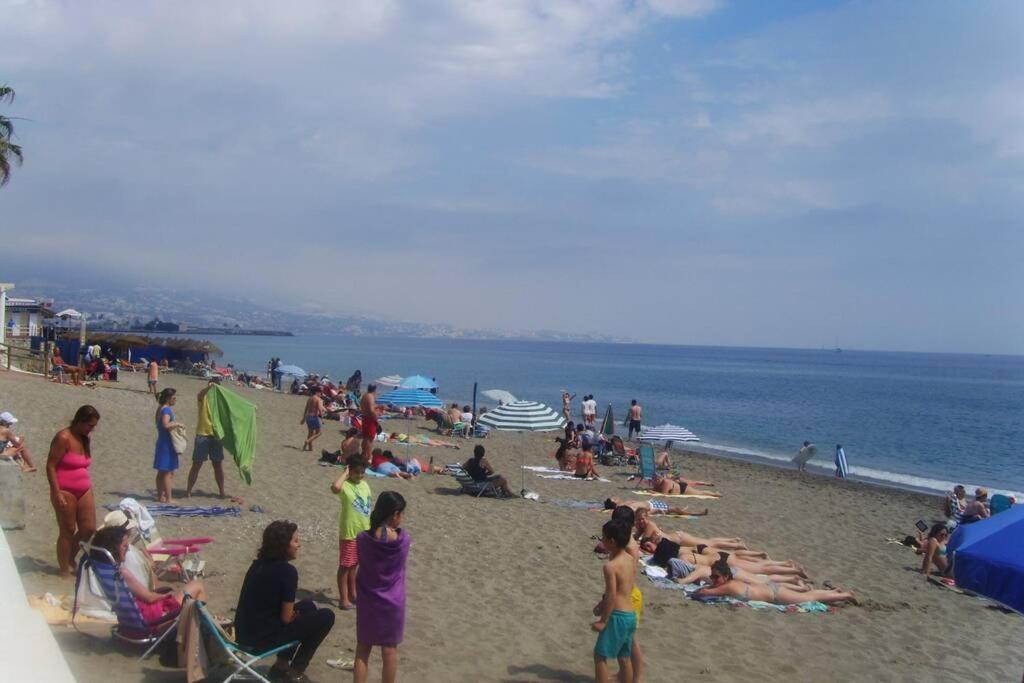 Fuengirola , Beach, Centre ,Balcony With Seaview, For 4 Persons Bagian luar foto