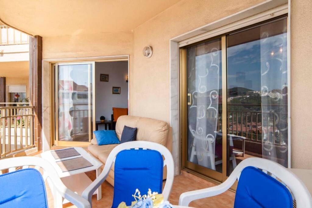 Fuengirola , Beach, Centre ,Balcony With Seaview, For 4 Persons Bagian luar foto